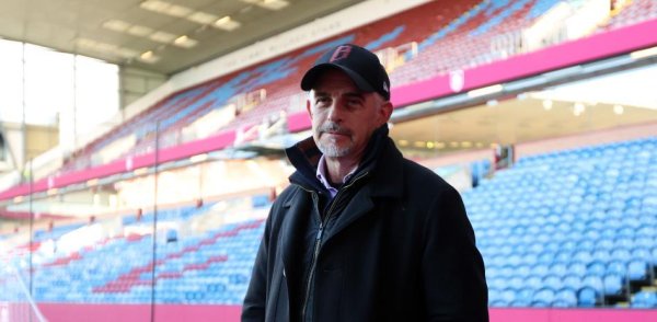 沪深配 世体：陈雁升将出售西班牙人大部分股权，将达1.8亿欧