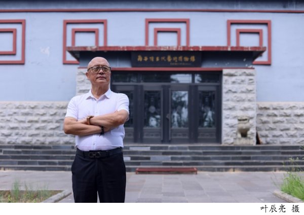 启远网 吾乡大藏·赤峰 | 没想到那会是“中华第一凤”，民间馆长把珍藏捐献给国家